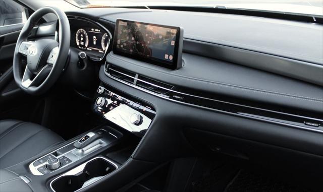 2023 INFINITI QX60 LUXE AWD