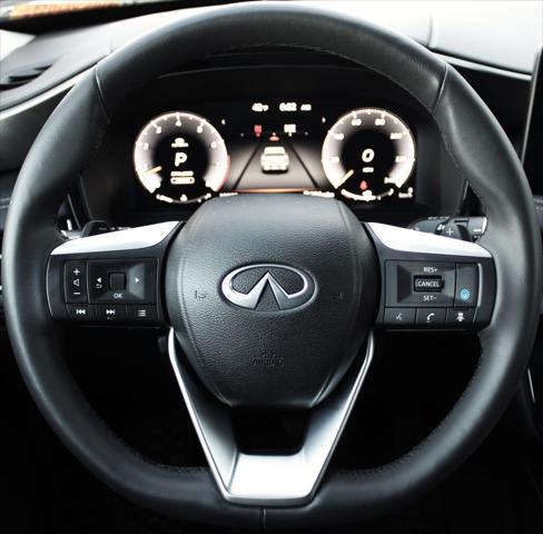2023 INFINITI QX60 LUXE AWD