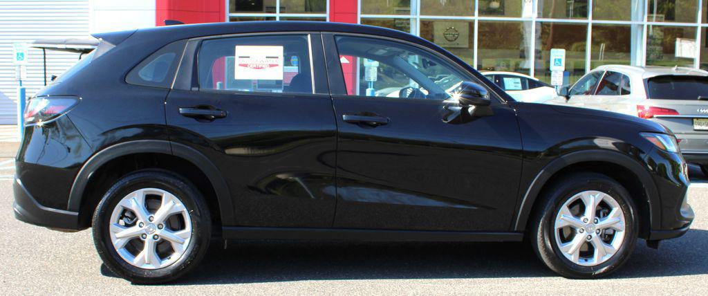 2023 Honda HR-V AWD LX