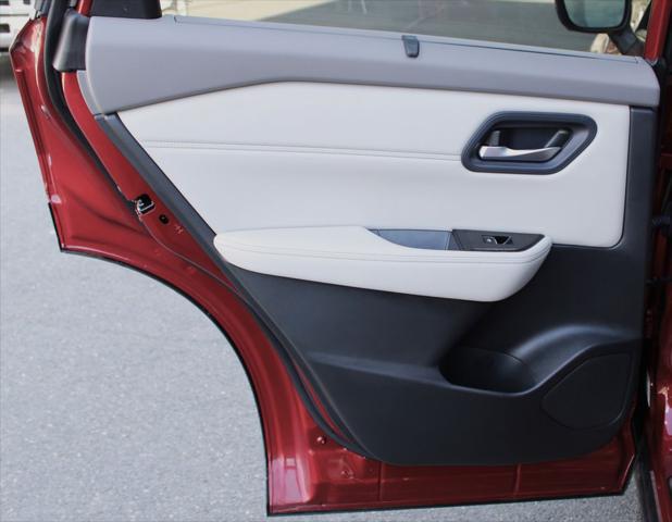 2023 Nissan Rogue SL Intelligent AWD