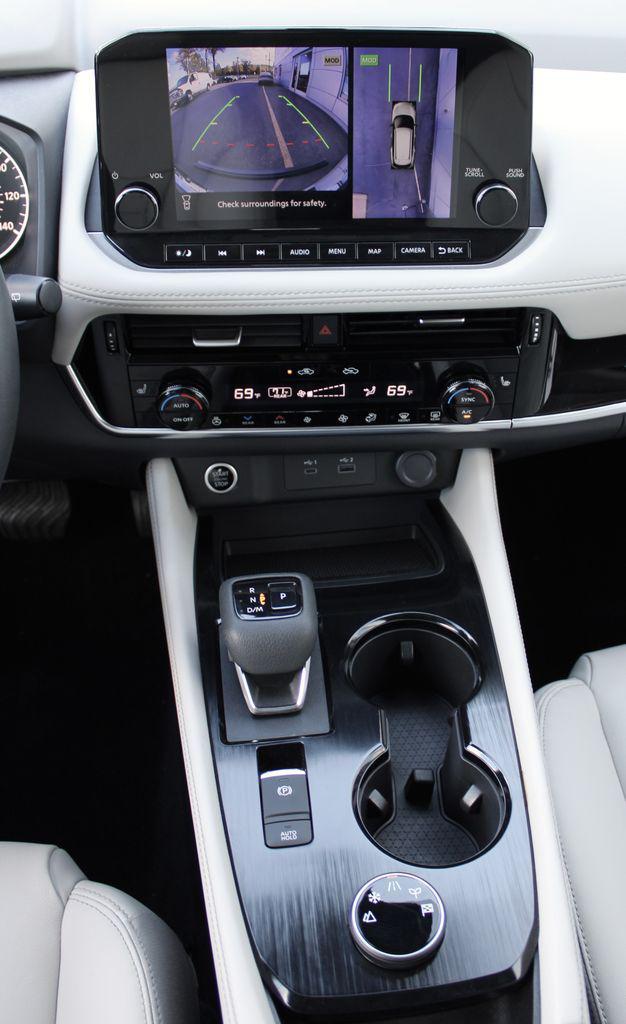 2023 Nissan Rogue SL Intelligent AWD