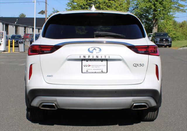 2023 INFINITI QX50 LUXE AWD