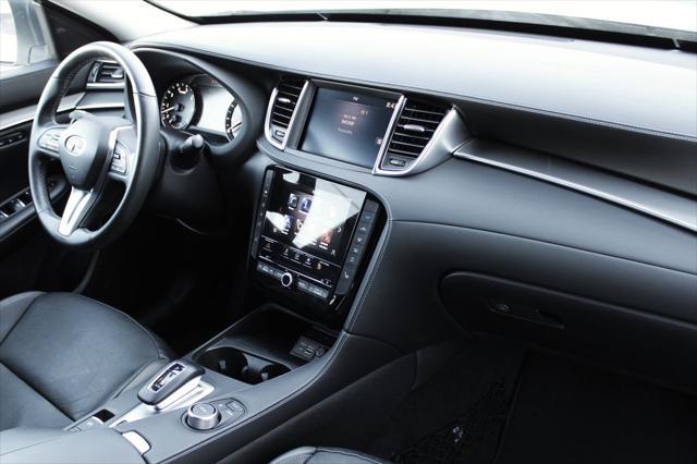 2023 INFINITI QX50 LUXE AWD