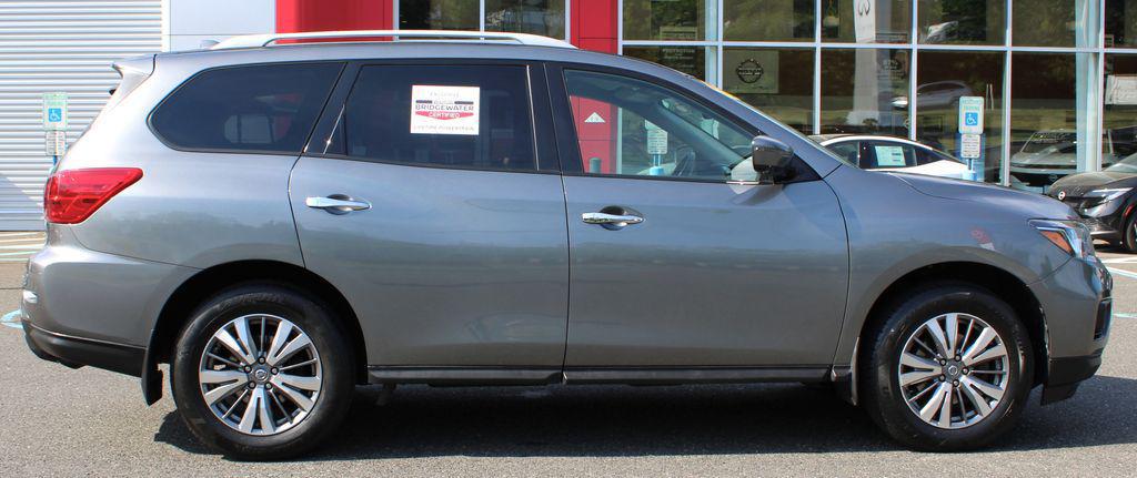 2020 Nissan Pathfinder SL 4WD