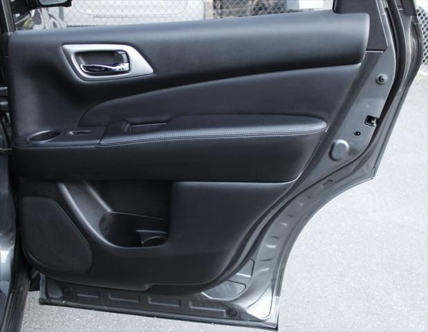 2020 Nissan Pathfinder SL 4WD