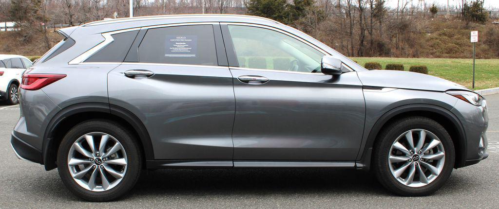 2022 INFINITI QX50 LUXE AWD
