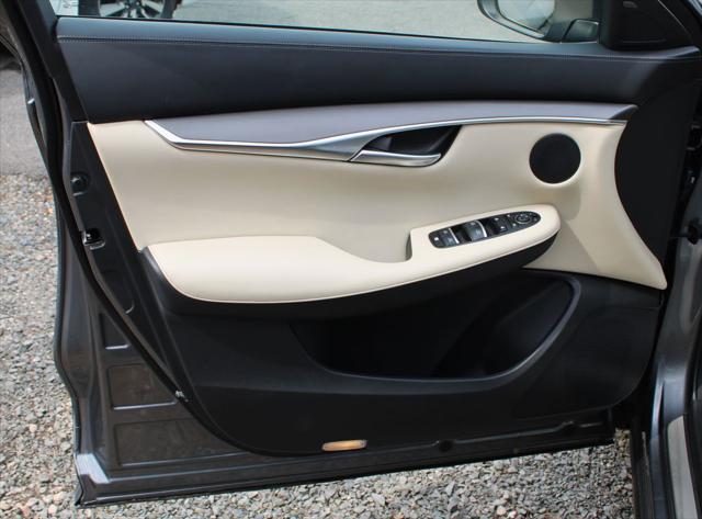 2022 INFINITI QX50 LUXE AWD