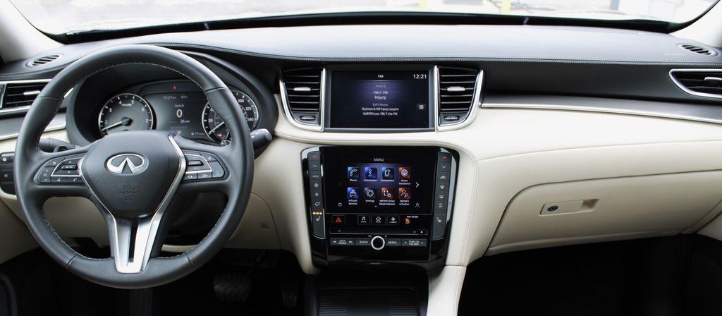 2022 INFINITI QX50 LUXE AWD