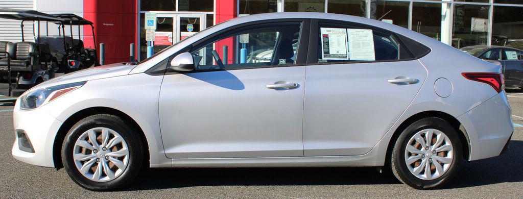 2020 Hyundai Accent SE