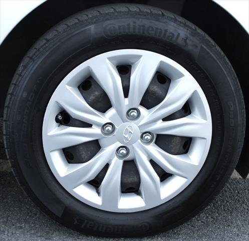 2020 Hyundai Accent SE