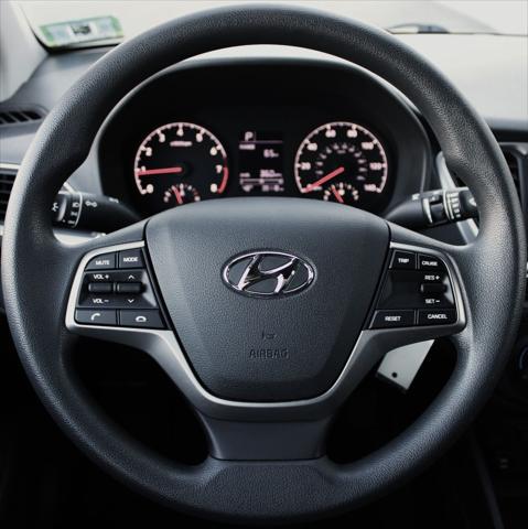 2020 Hyundai Accent SE