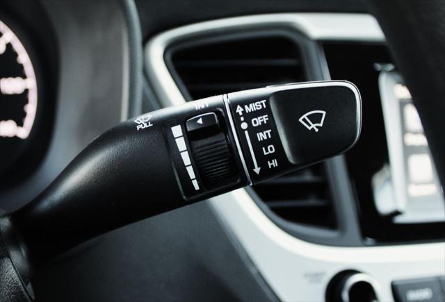 2020 Hyundai Accent SE