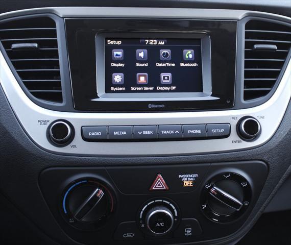 2020 Hyundai Accent SE