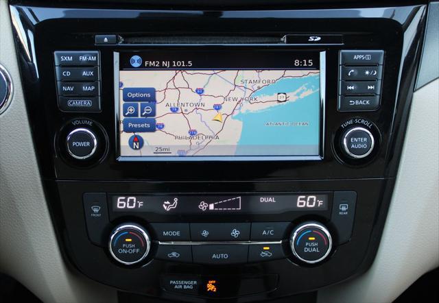 2016 Nissan Rogue SV