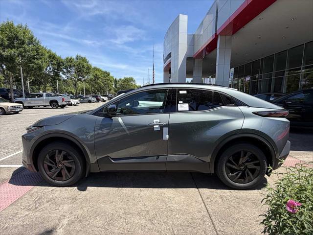 2026 Toyota C-HR SE