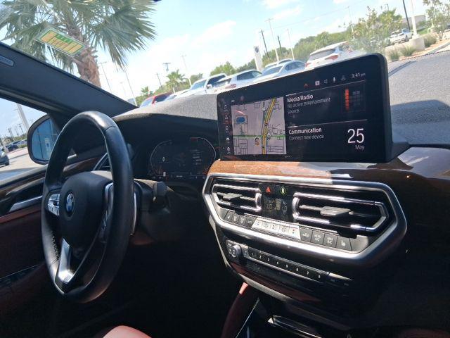 2024 BMW X4 xDrive30i