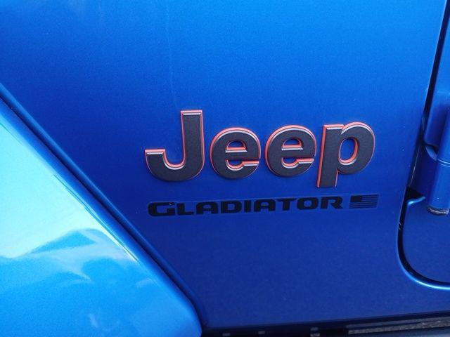 2023 Jeep Gladiator Sport