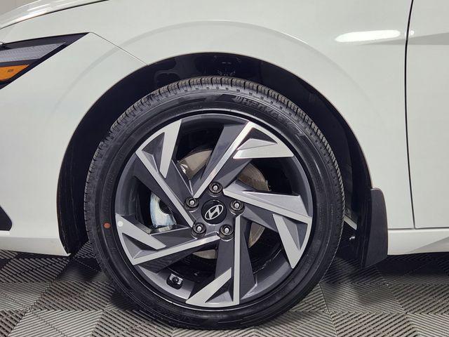 2025 Hyundai Elantra Hybrid SEL Sport