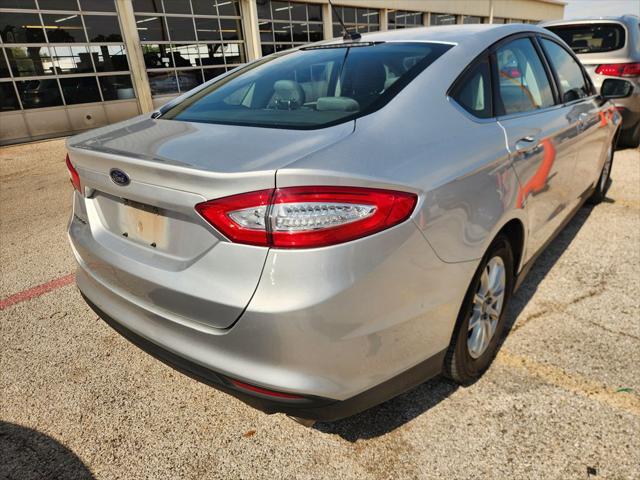 2016 Ford Fusion S