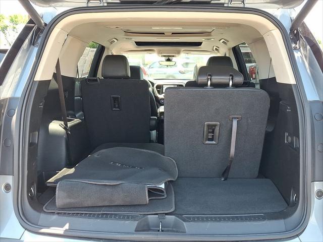 2023 GMC Acadia AWD Denali