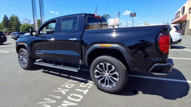 2023 GMC Canyon 4WD Crew Cab Short Box Denali