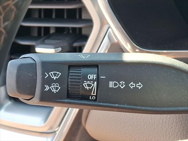 2023 GMC Canyon 4WD Crew Cab Short Box Denali