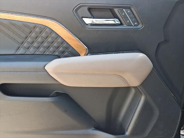 2023 GMC Canyon 4WD Crew Cab Short Box Denali