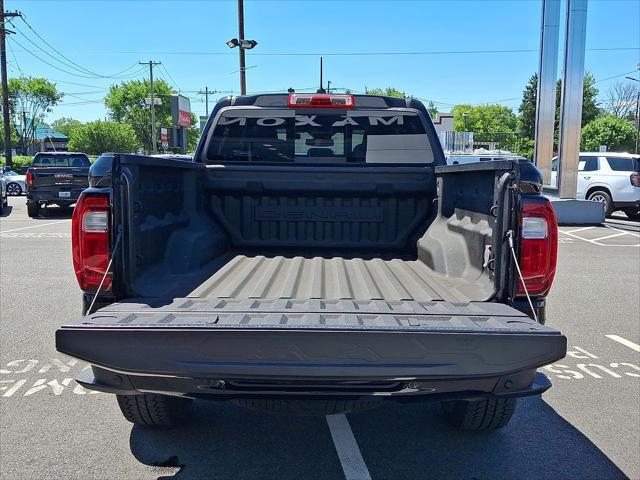 2023 GMC Canyon 4WD Crew Cab Short Box Denali