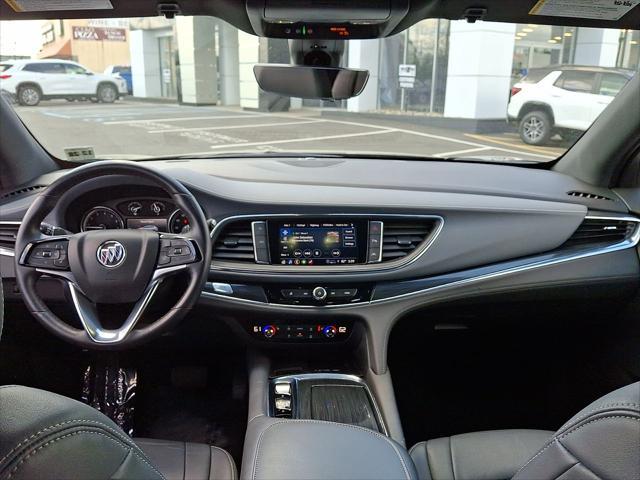 2024 Buick Enclave Essence AWD