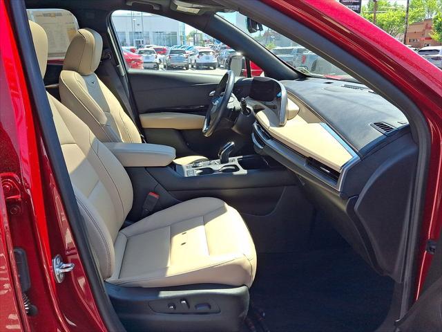 2024 Cadillac XT4 AWD Luxury