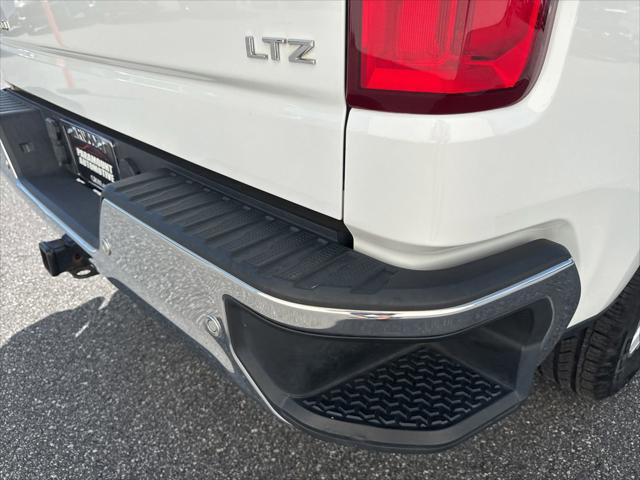 2022 Chevrolet Silverado 1500 2WD Crew Cab Short Bed LTZ