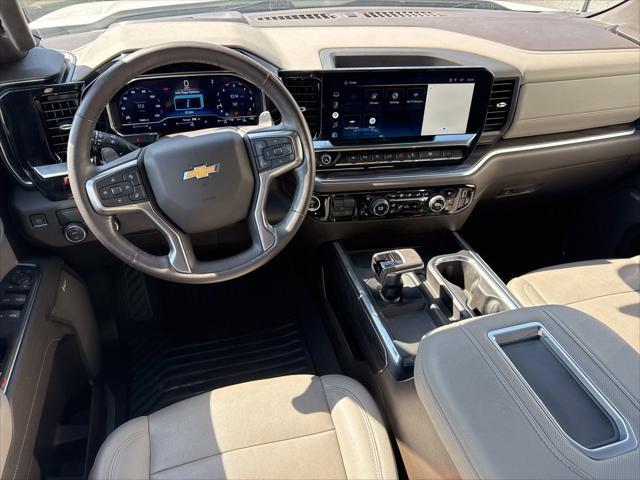2022 Chevrolet Silverado 1500 2WD Crew Cab Short Bed LTZ