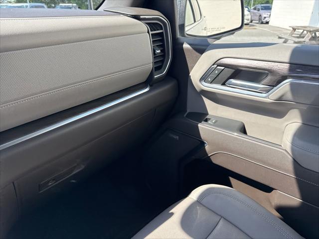 2022 Chevrolet Silverado 1500 2WD Crew Cab Short Bed LTZ