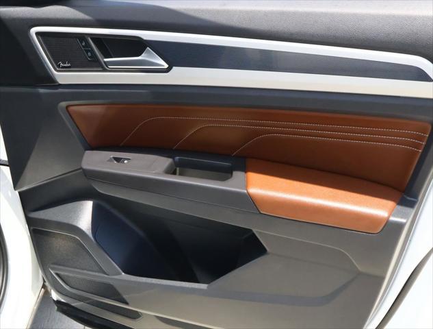 2022 Volkswagen Atlas 3.6L V6 SEL Premium R-Line