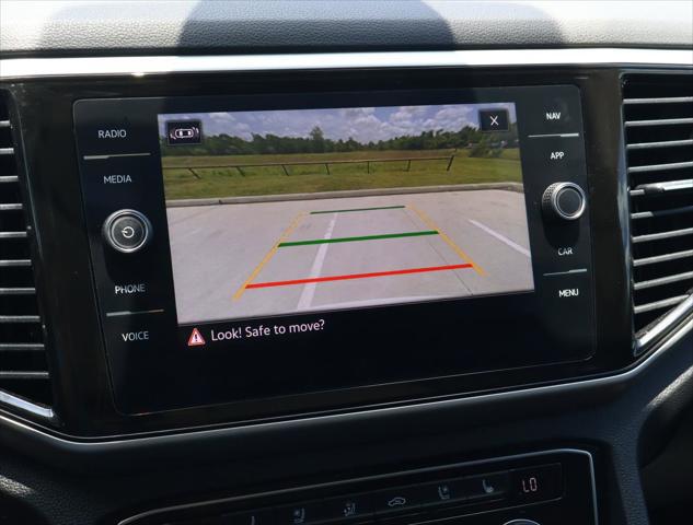 2022 Volkswagen Atlas 3.6L V6 SEL Premium R-Line