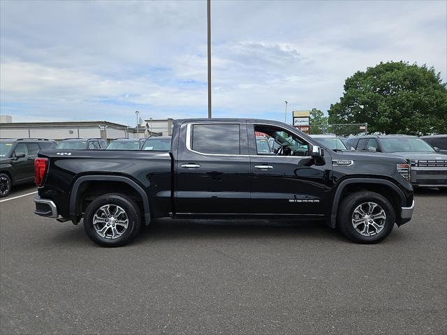 2025 GMC Sierra 1500 4WD Crew Cab Short Box SLT