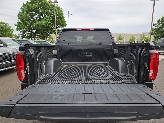 2025 GMC Sierra 1500 4WD Crew Cab Short Box SLT