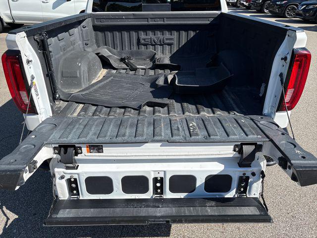 2022 GMC Sierra 1500 Limited 4WD Crew Cab Short Box SLT