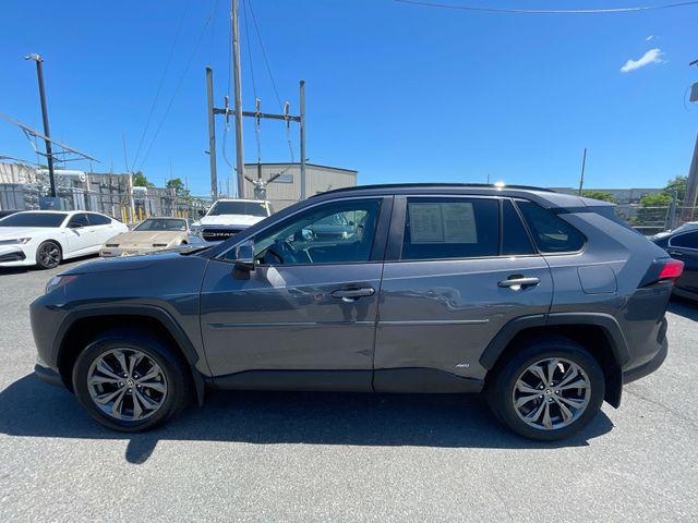 2022 Toyota RAV4 Hybrid XLE Premium