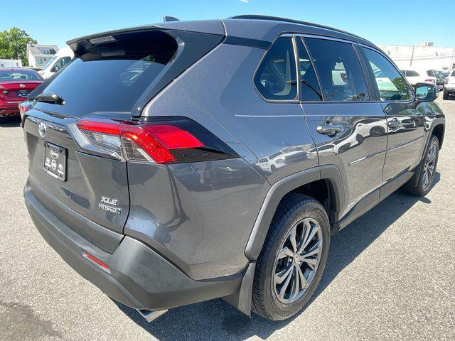 2022 Toyota RAV4 Hybrid XLE Premium
