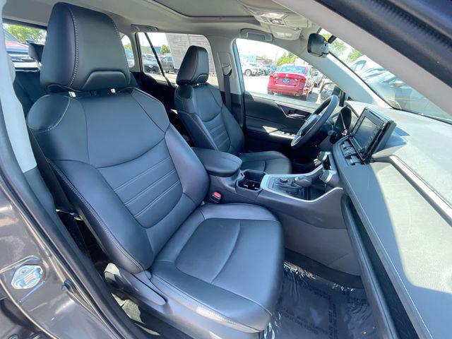 2022 Toyota RAV4 Hybrid XLE Premium