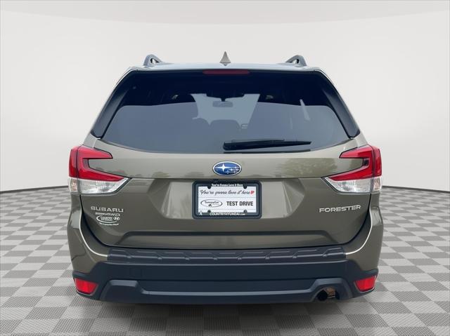 2023 Subaru Forester Premium