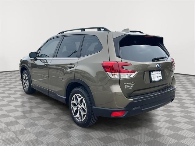 2023 Subaru Forester Premium
