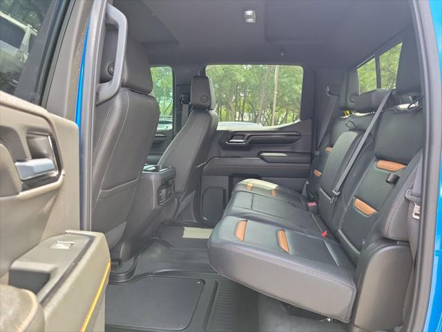 2023 GMC Sierra 1500 4WD Crew Cab Short Box AT4