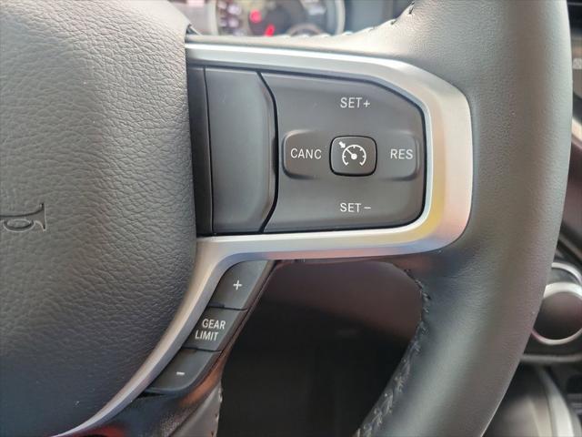 2023 Ram 1500 Big Horn Crew Cab 4x4 5'7" Box