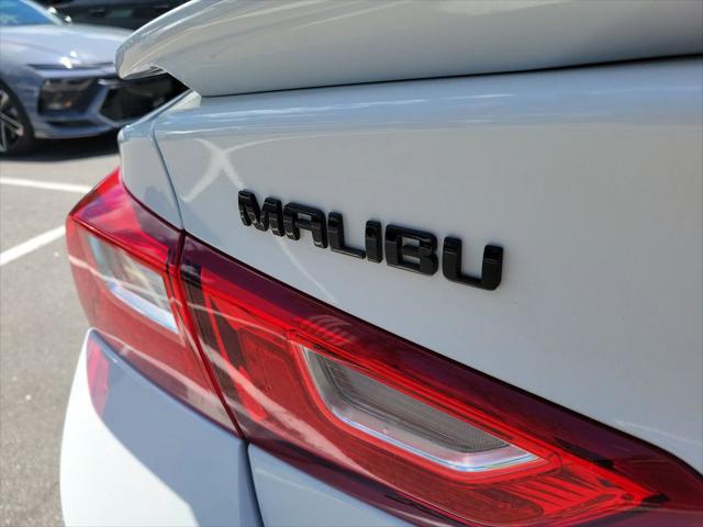 2023 Chevrolet Malibu FWD RS
