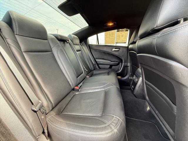2019 Dodge Charger SXT RWD