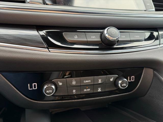 2024 Buick Enclave Essence FWD