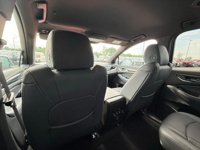 2024 Buick Enclave Essence FWD
