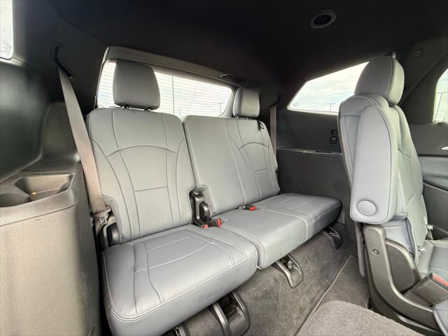 2024 Buick Enclave Essence FWD